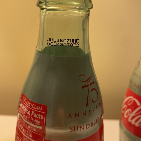 Coca Cola Santa Glass Bottles 2000’s Set of 2 - Picture 3 of 7